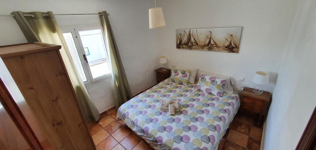 Isabel2 Daire Famara Dış mekan fotoğraf